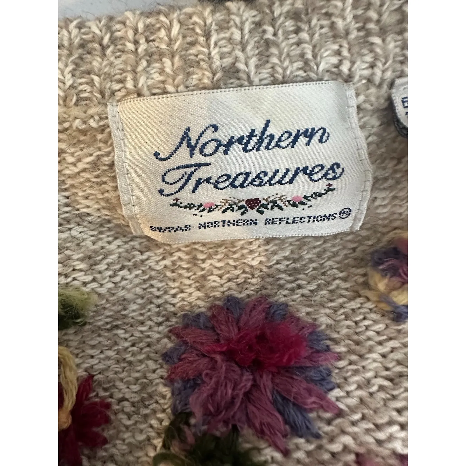 Vtg Northern Treasures Wool Blend Granny Sweater Cardigan M Cottagecore Floral Brown Size M - Image 7