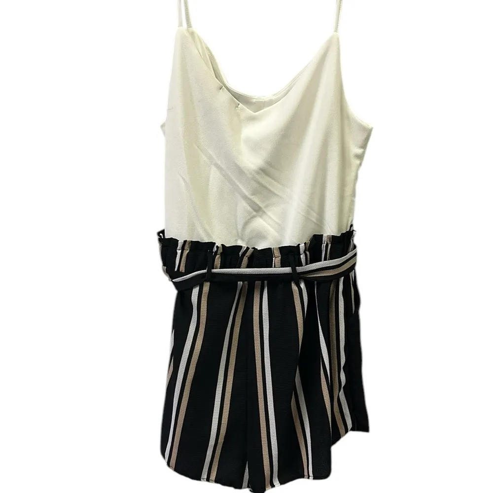 J for Justify Striped Lagenlook Shorts Romper with Pockets and Tie Belt Womens L Black Size L - Image 10