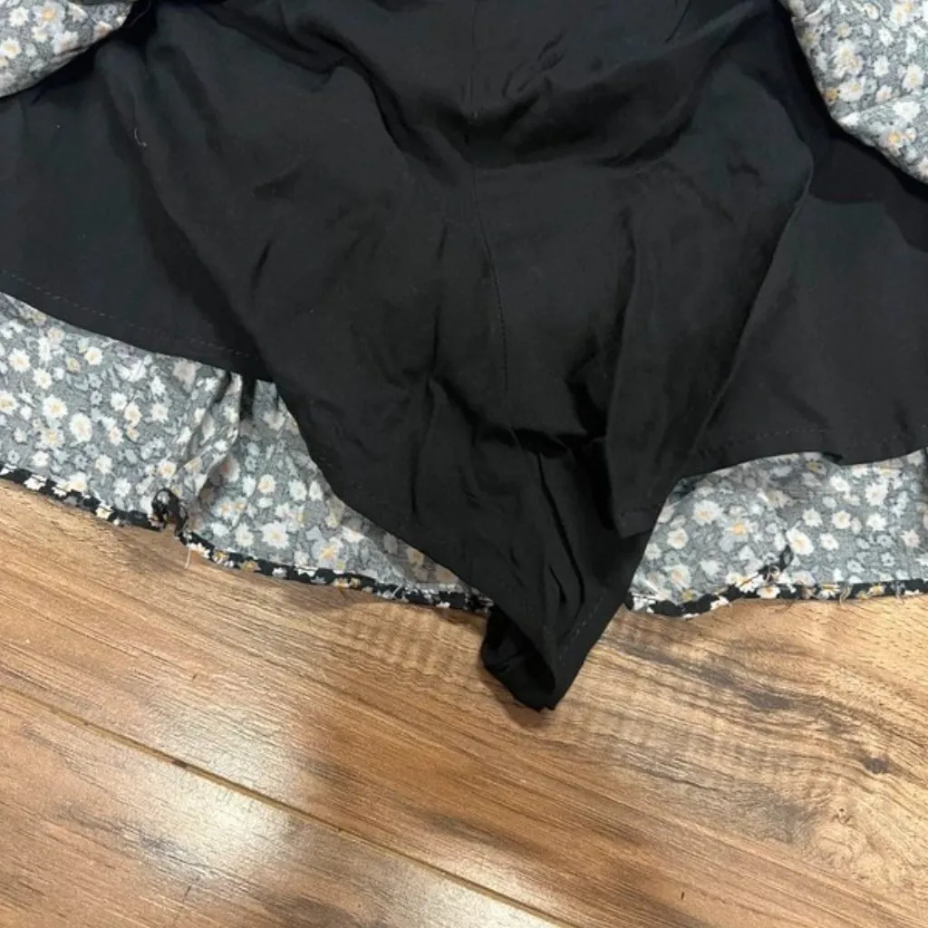 Mustard Seed small black skort - Image 3