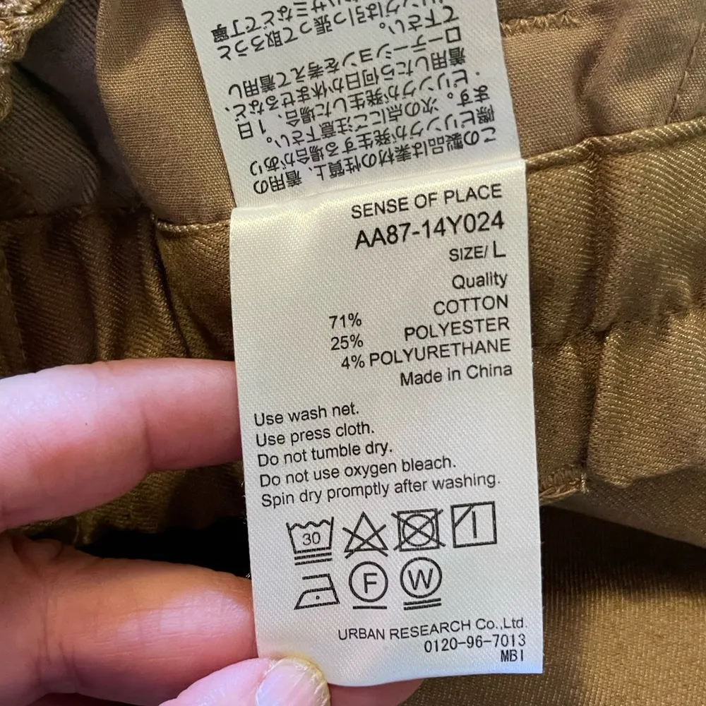 Sense Of Place By Urban Research Japanese Brand Pleated Tapered Cropped Pants Size 10 - Image 4