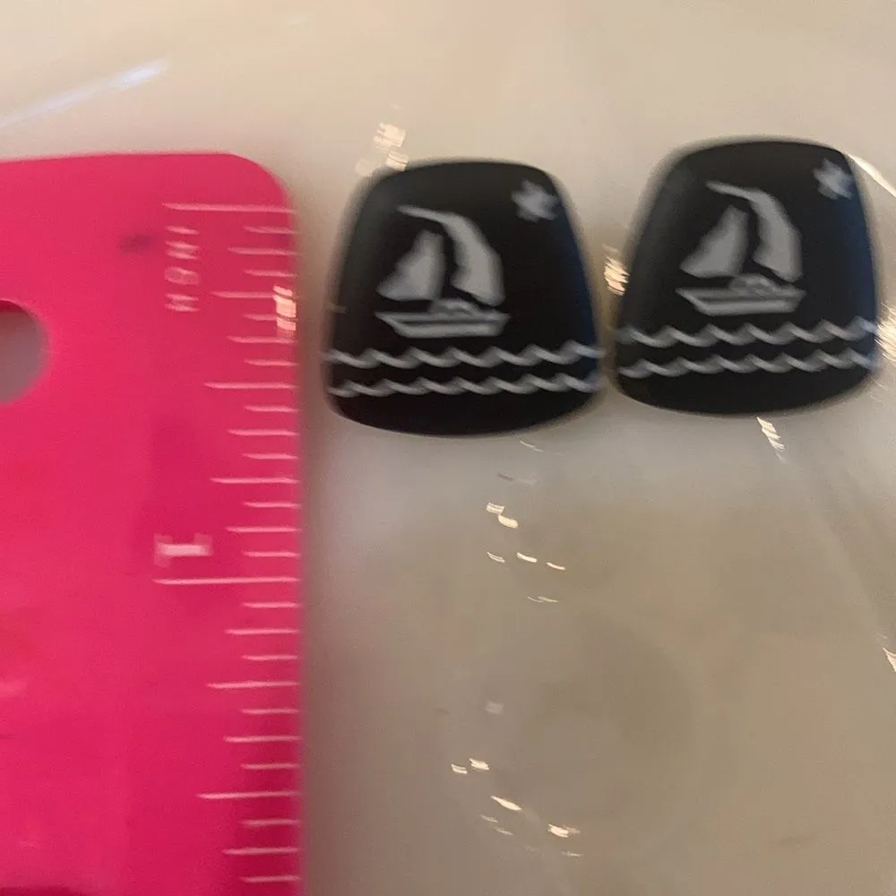 Vintage Sailboat Earrings Black - Image 3