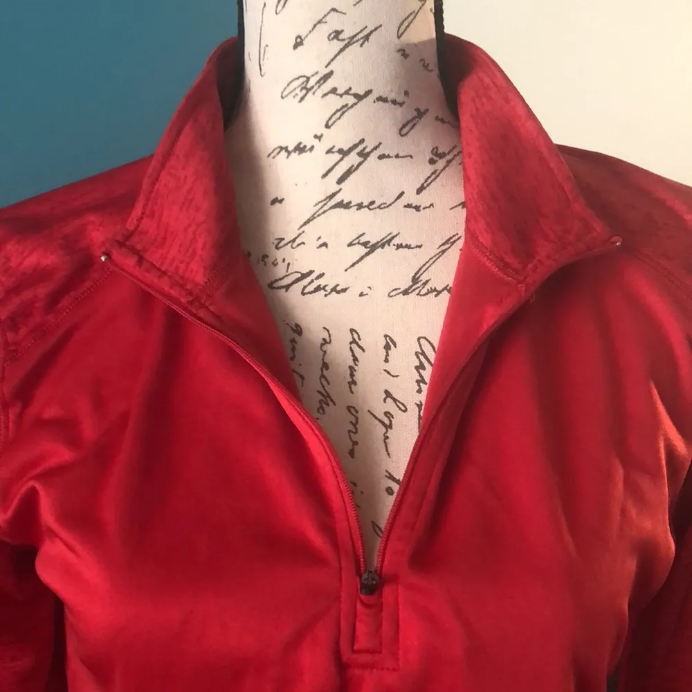 LAST CHANCE 💄 Badger Performance 1/4 Zip, size Medium Red - Image 2