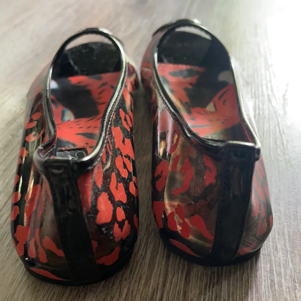 Iron Fist Girls Raw Power Peep Tow Flats Size 5 - Image 5