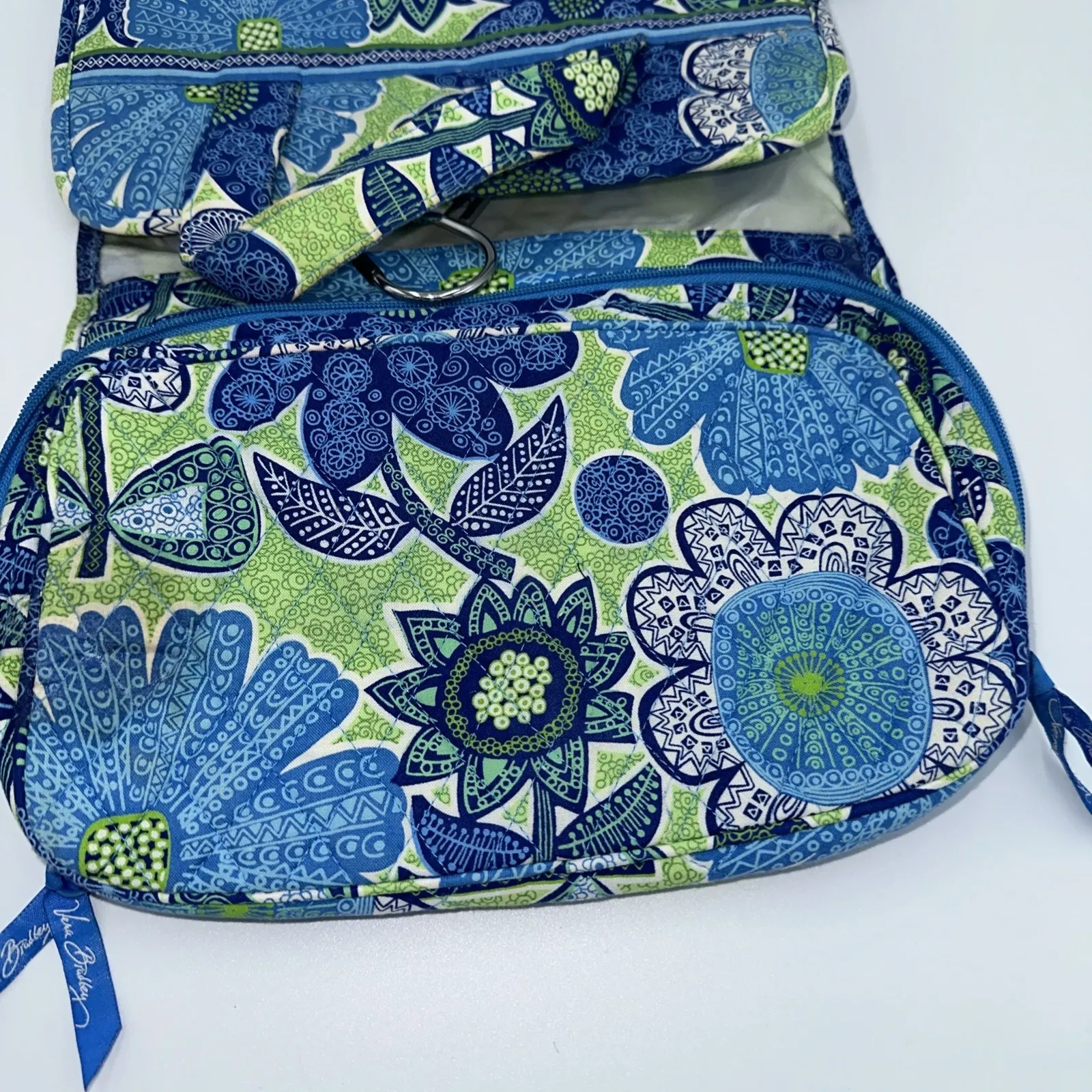 VERA BRADLEY Hanging Travel Organizer Doodle Daisy Floral Cosmetics Make Up Bag - Image 5