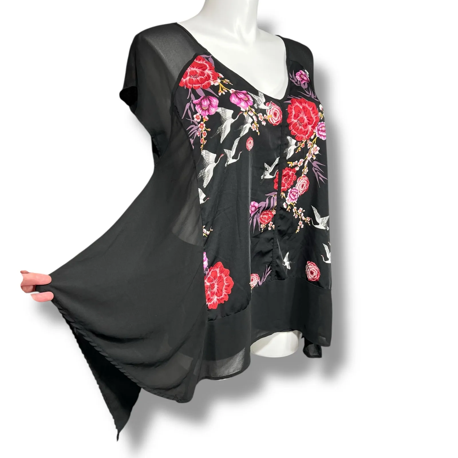Torrid Womens Floral Print Chiffon Sharkbite Blouse Shirt Top Sheer Black Sz 2 - Image 7