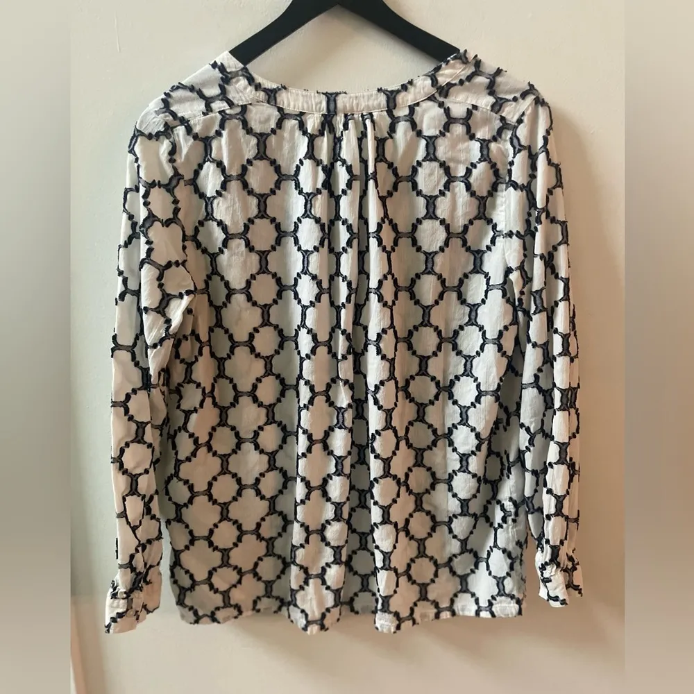 LOFT long sleeve popover, navy/white, size medium - Image 3