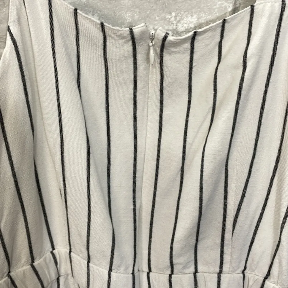 Loft Linen Blend Jumpsuit - Image 4