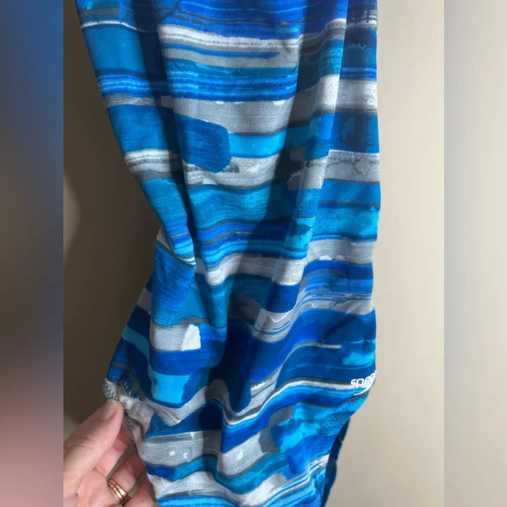 Speedo Train III endurance swim suit size medium 8/34 - Image 4