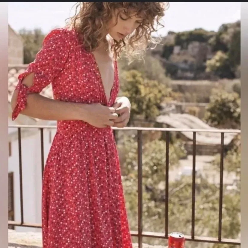 AUGUSTE Daphne Tie Sleeve Dress boho REVOLVE floral classic casual winter $248 Red Size 6 - Image 2