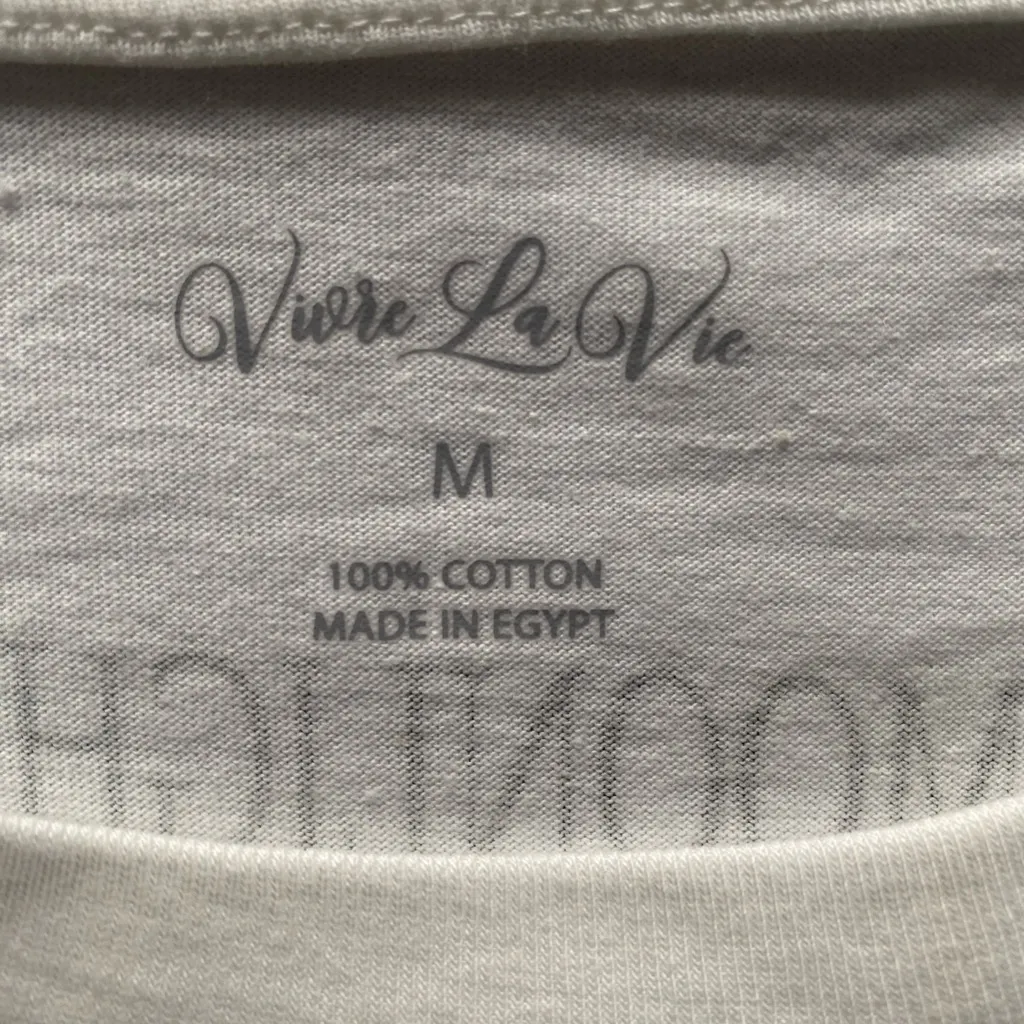 Vivre La Vie‎ Oversized Moonlight Dreamer Cropped Shirt
Size M 100% Cotton Size M - Image 9