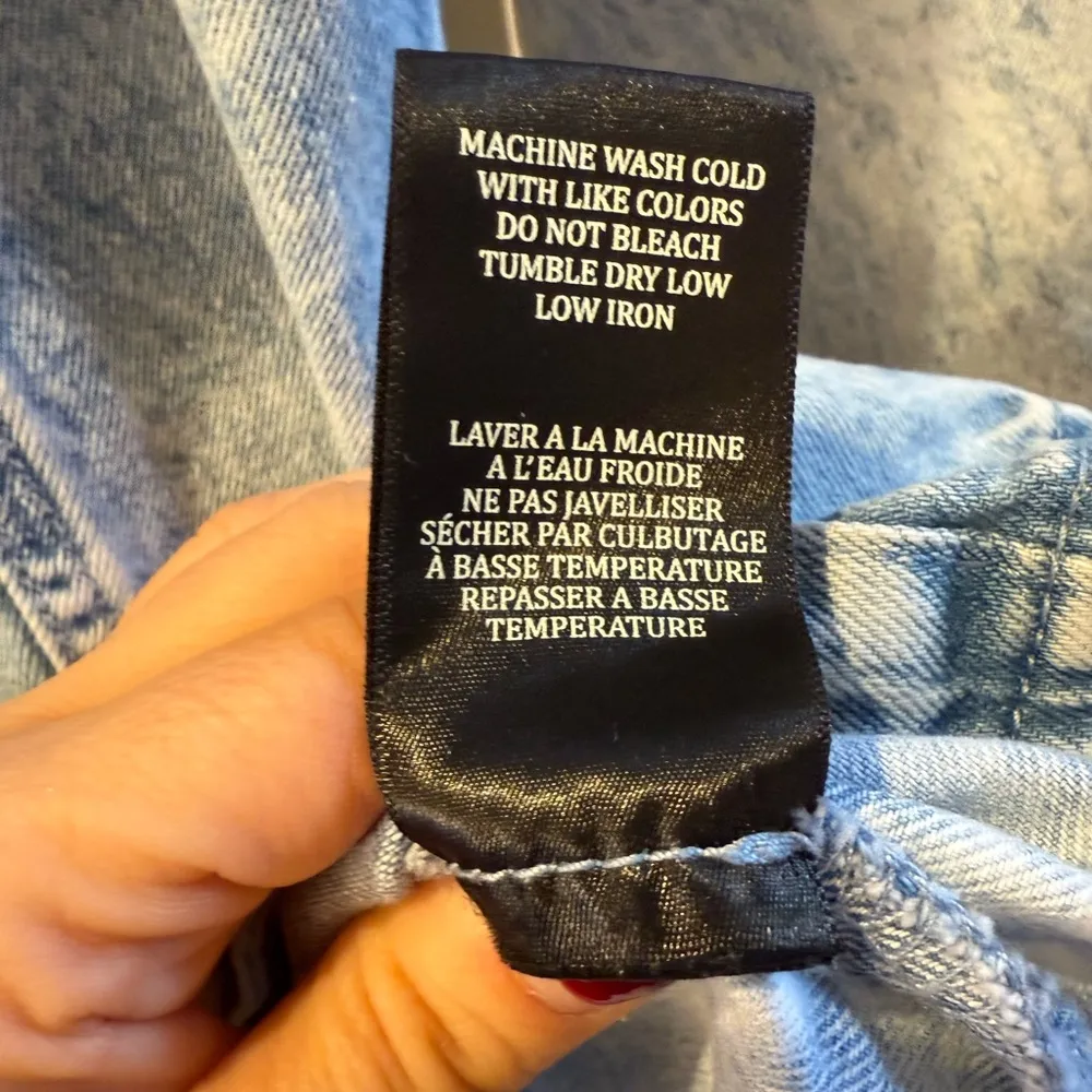 BLANK NYC Cinched Denim Shirt Size XS - Image 10