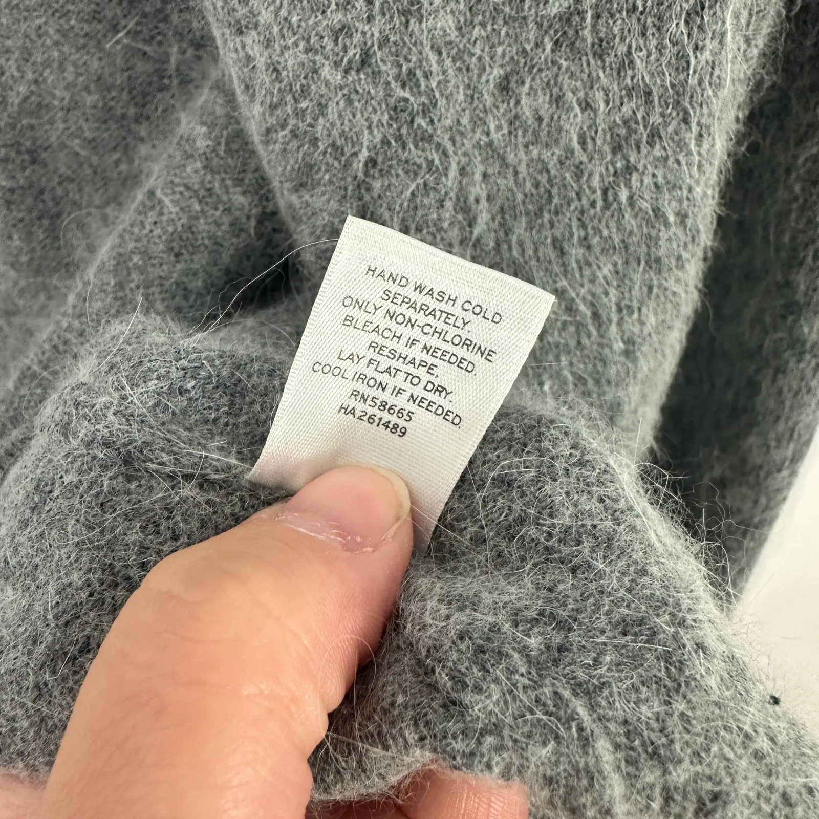 Halogen Bolero Cardigan M Gray Angora Blend Soft Girl Cozy Minimalist Layering - Image 4