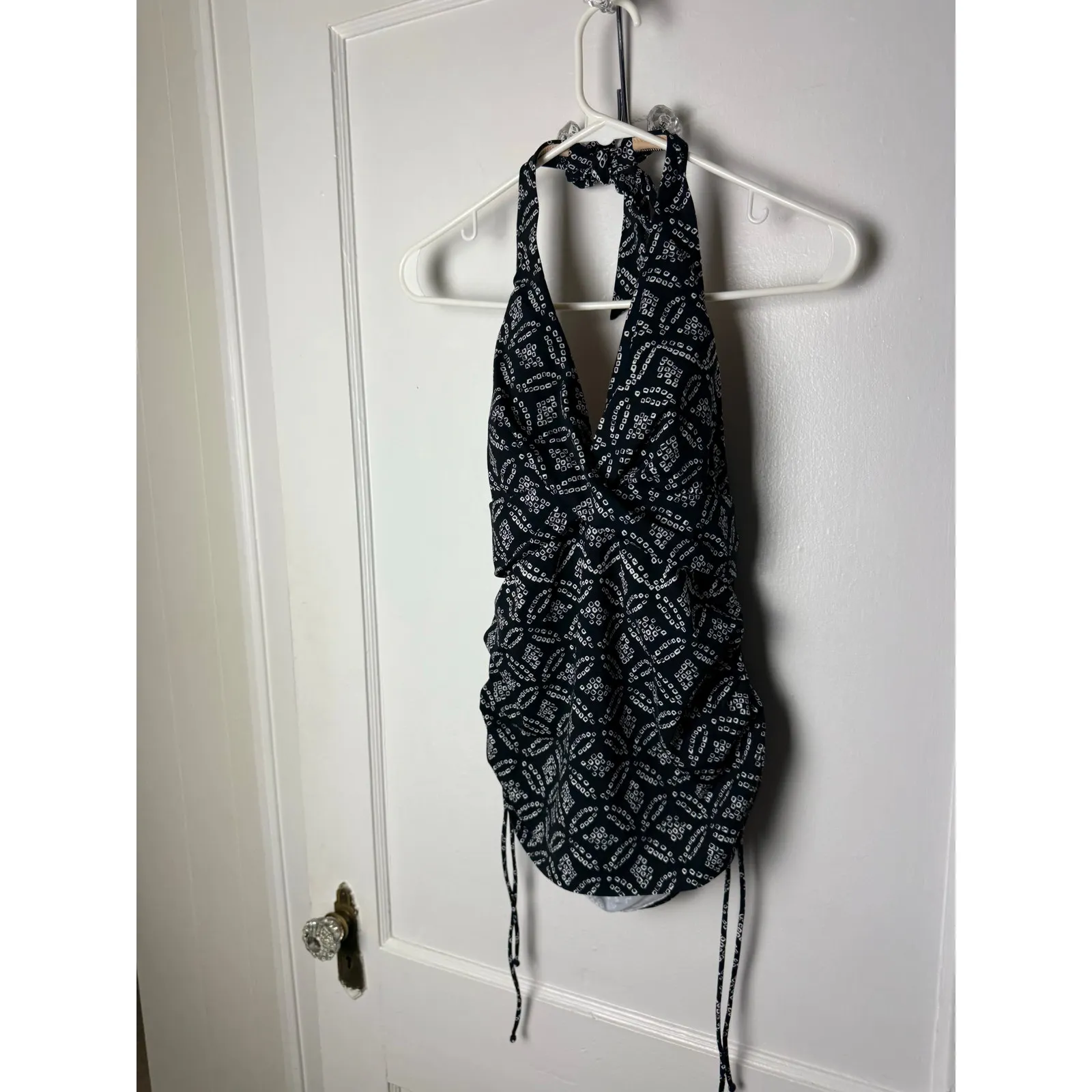 Lands' End Tankini Top Women's 10P Ruched Flattering Black White Halter Padded - Image 2