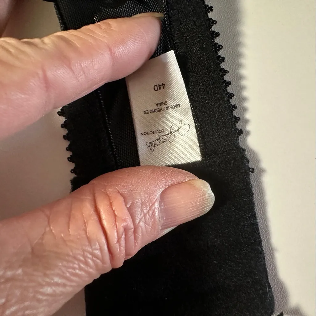 Jaclyn Smith Black Lace Full Figure Padded Underwire‎ Bra 44D - Image 7