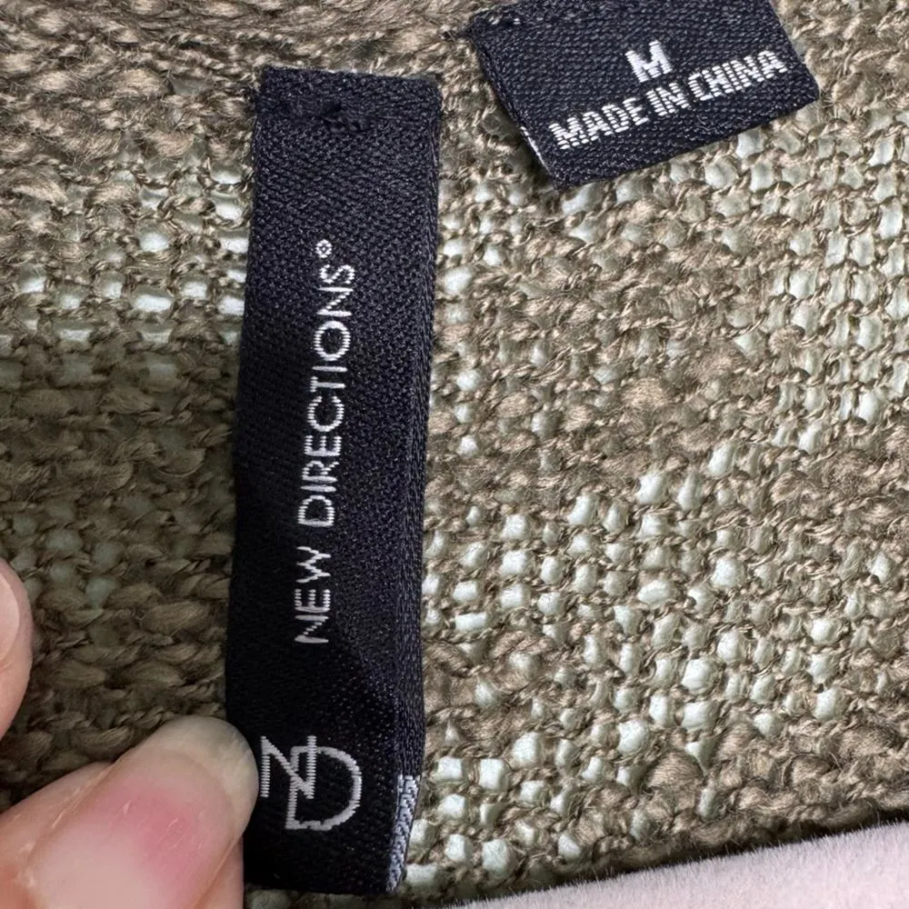 New Directions crochet cardigan Olive green Size Medium - Image 6