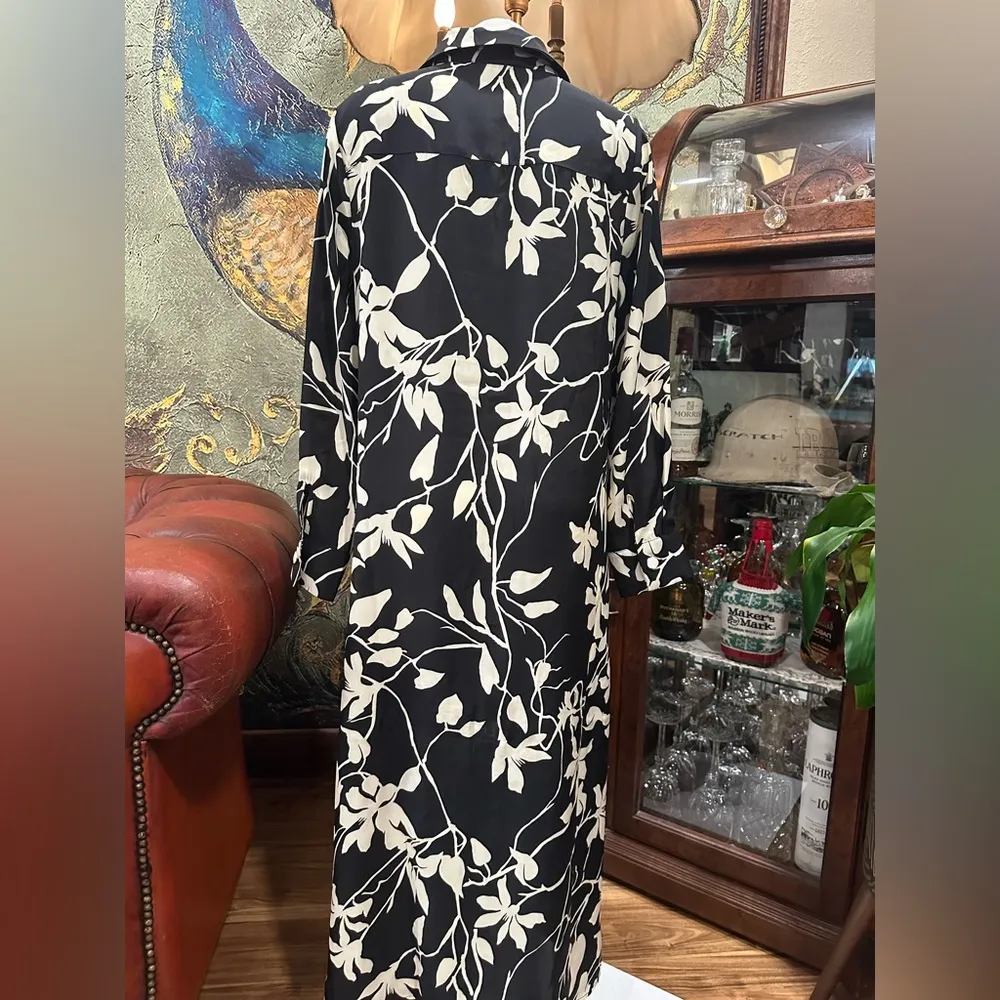 EUC Ellen Tracy Black and White Floral  long Dress - Image 2