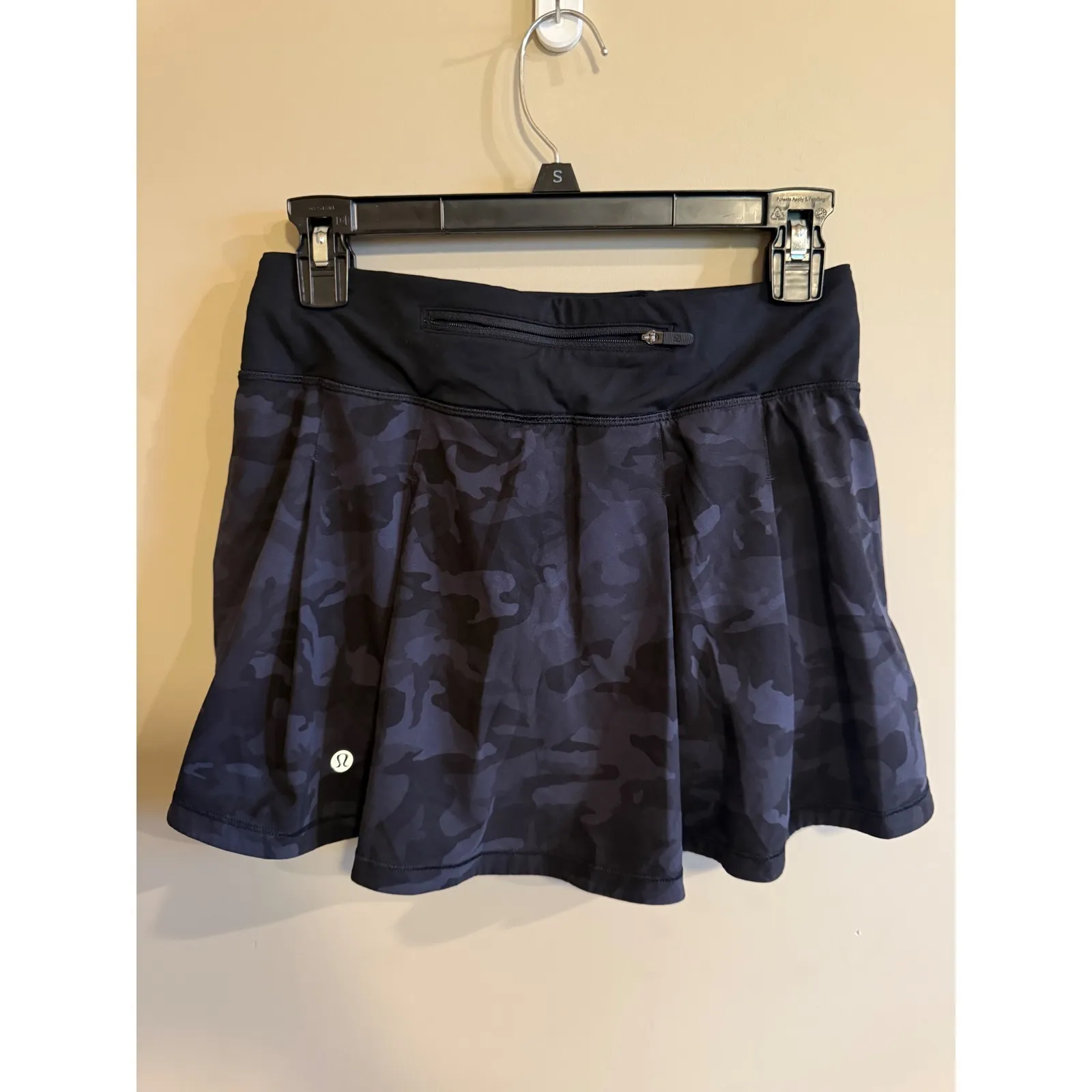 Lululemon Camo Athletic Skirt Shorts Tennis Golf Running Workout Women's - Image 2