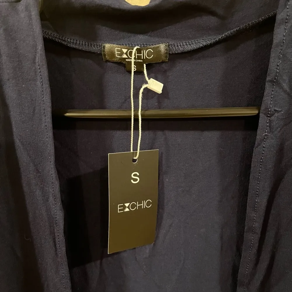 Amazon Open cardigan vest - Image 3