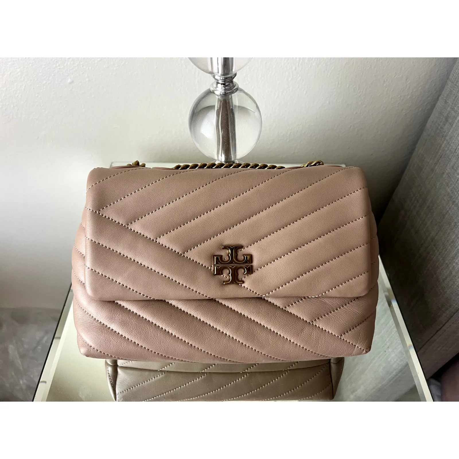 Tory Burch Small Kira Chevron Convertible Shoulder Bag - Devon Sand - Image 2