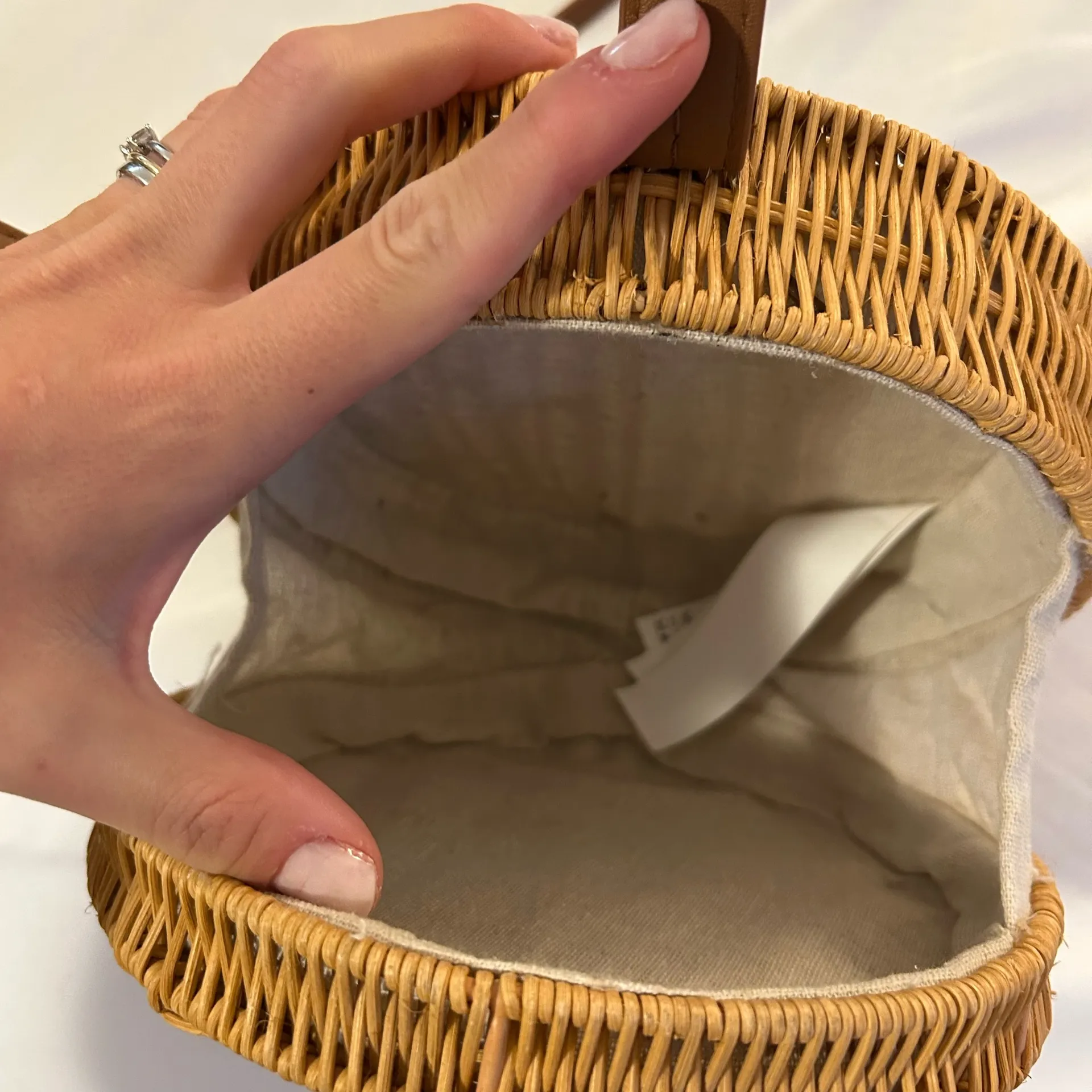 Zara Basics Round Raffia Crossbody Bag - Image 6