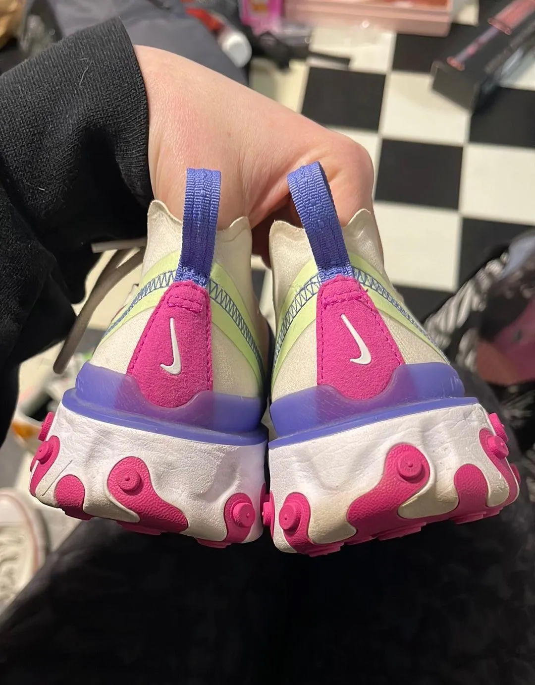 Womens  React - Image 2