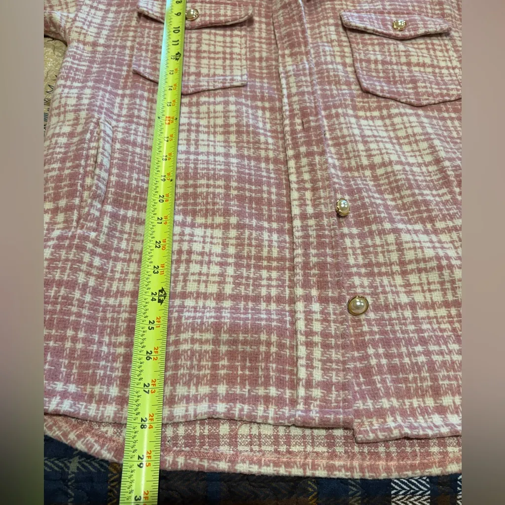 Forever 21 women's pink plaid shacket (shirt jacket) size M - Image 10