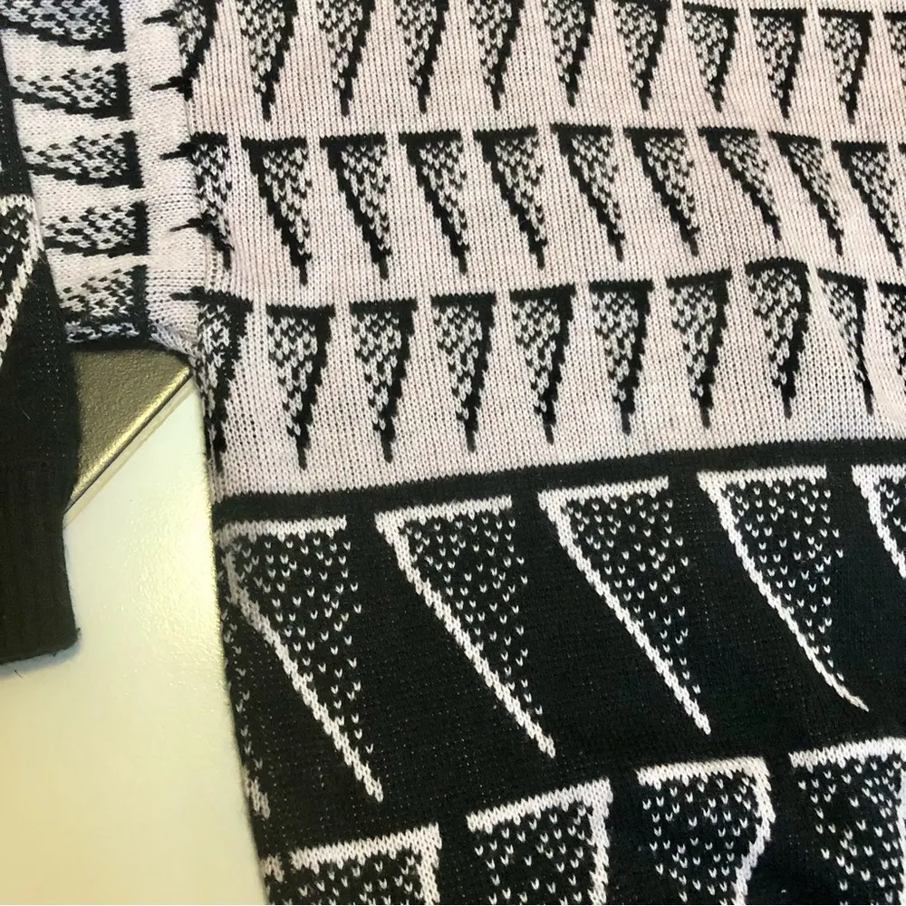 Vintage 80s 90s FaBE Shawl V - Image 12