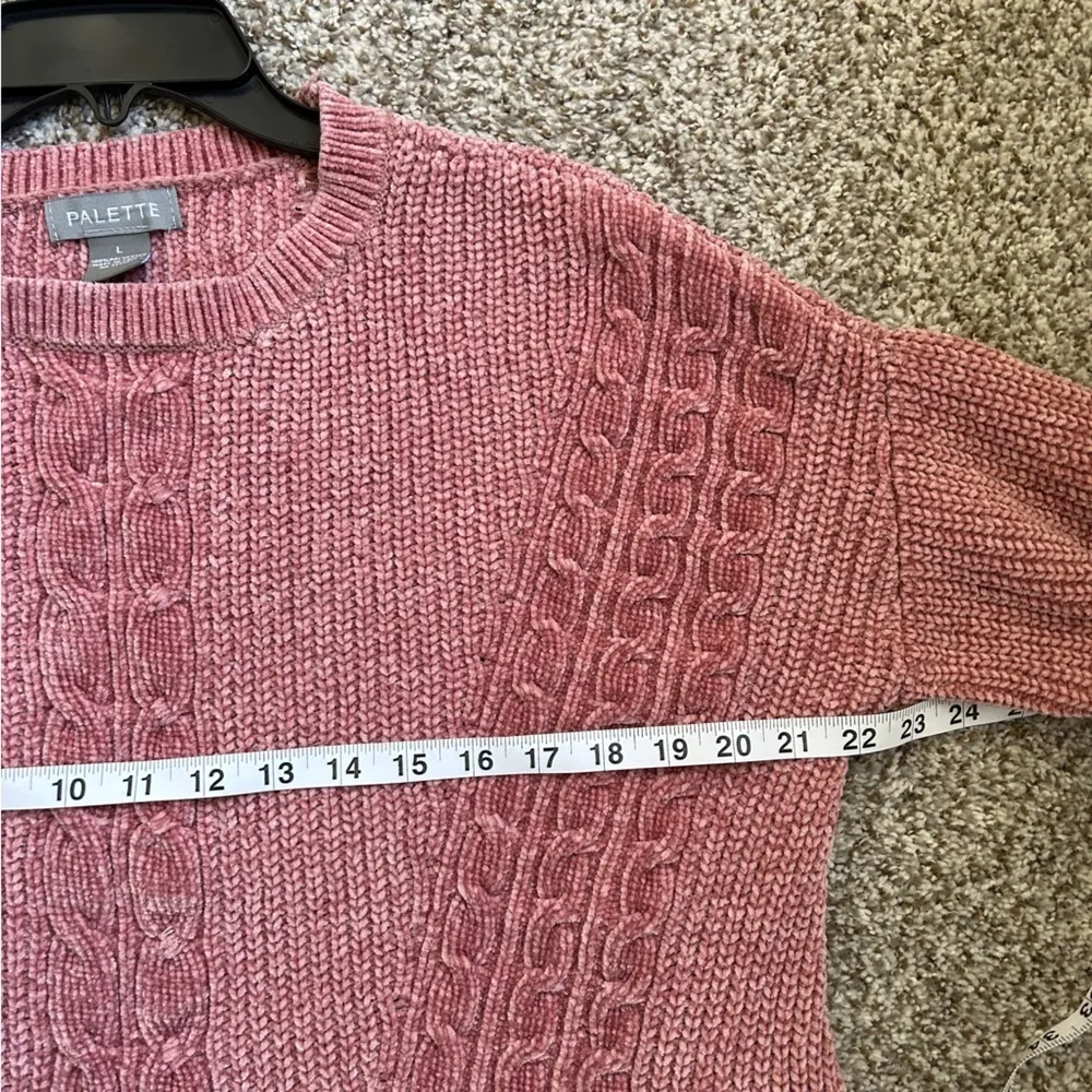 Palette Pink Crewneck Sweater Soft Comfy Large - Image 5