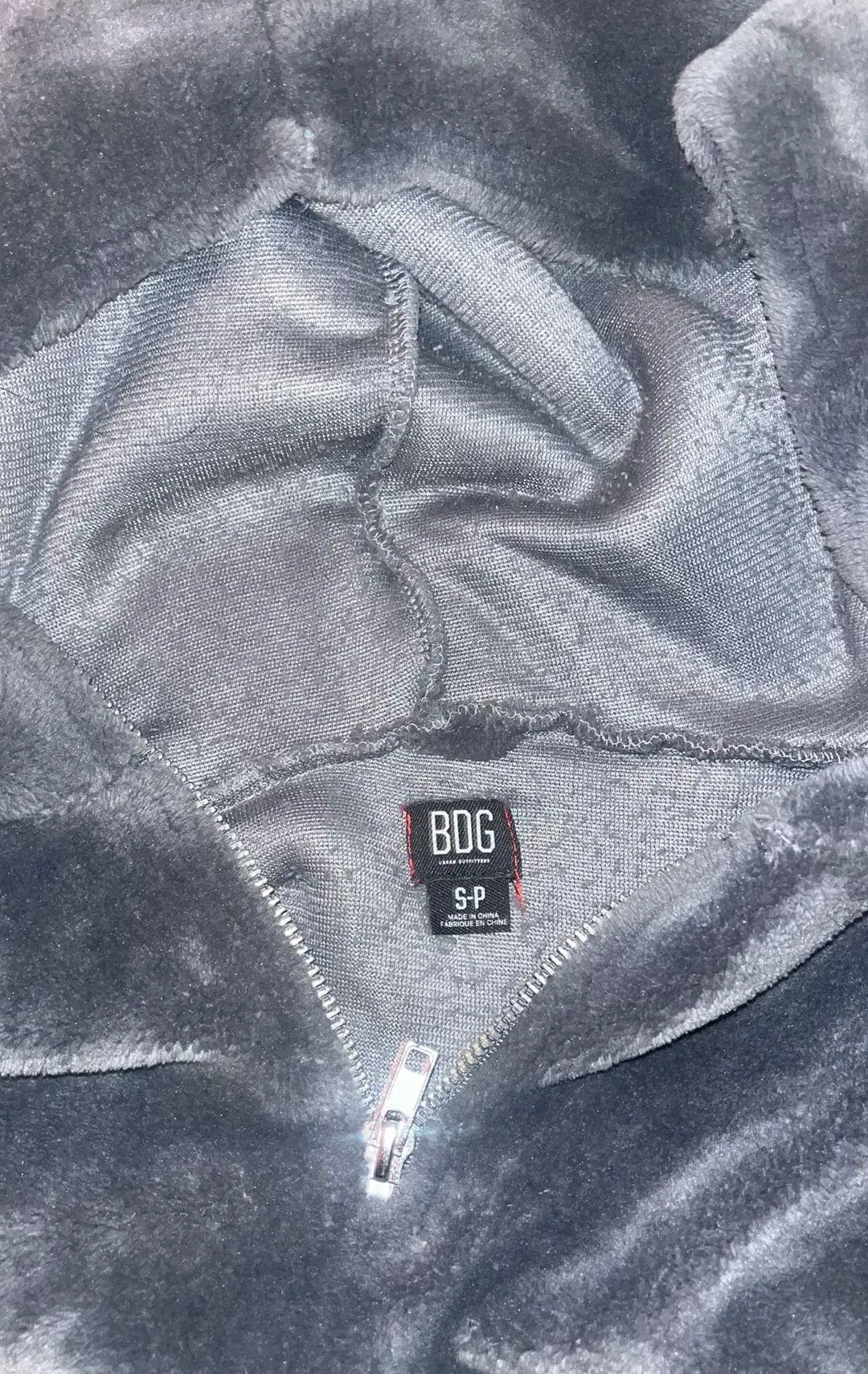 Cropped Sweatshirt - Image 2