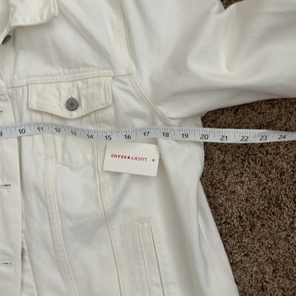 Lucky brand Jean jacket 1X NWT cream color - Image 4