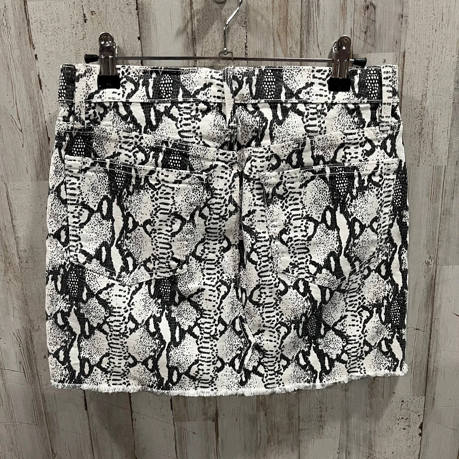 FRAME Le Mini Split Front Black Python-Print Denim Skirt Womens Size 0/25 - Image 4