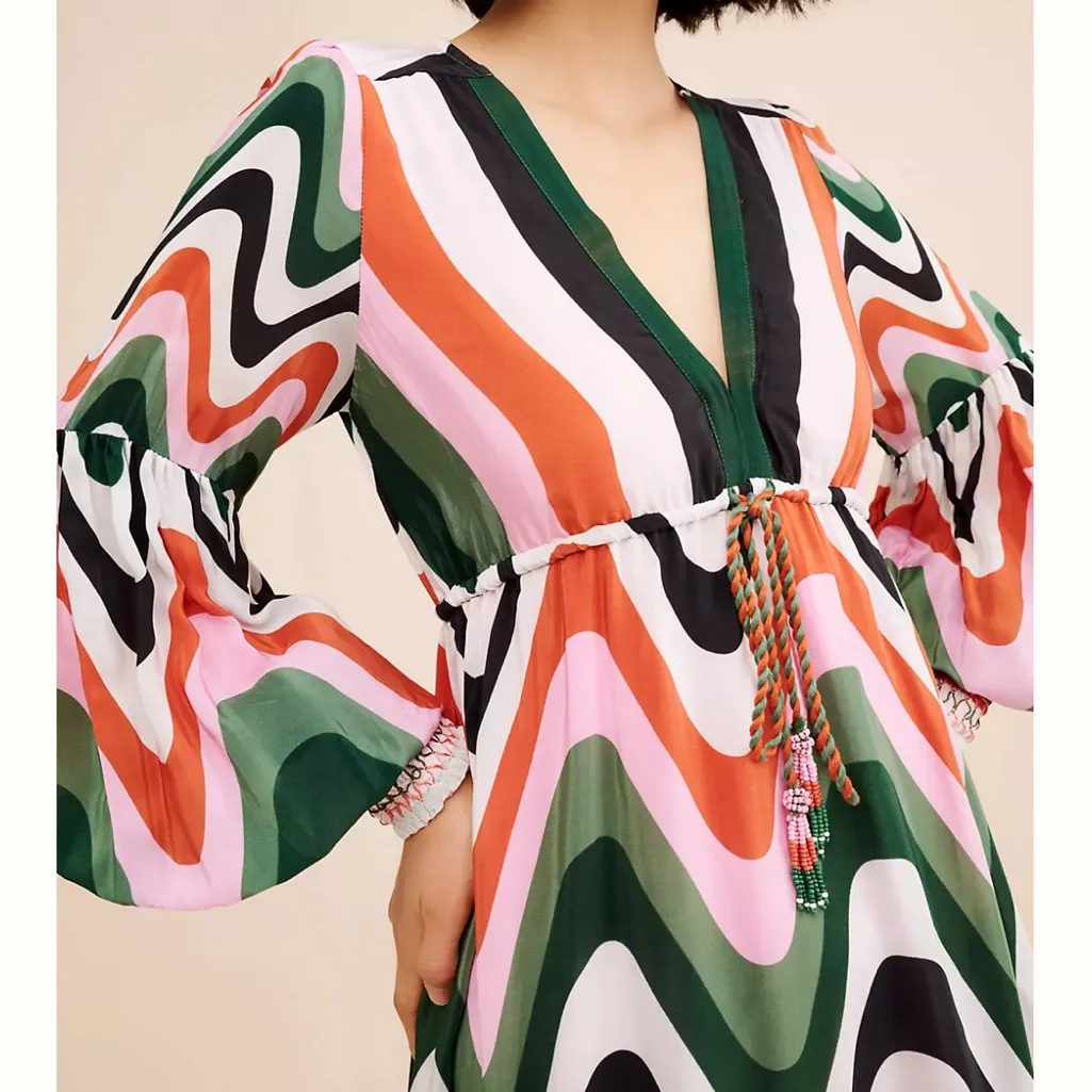 FARM Rio Wave Gradient V Neck Maxi Dress - Image 4