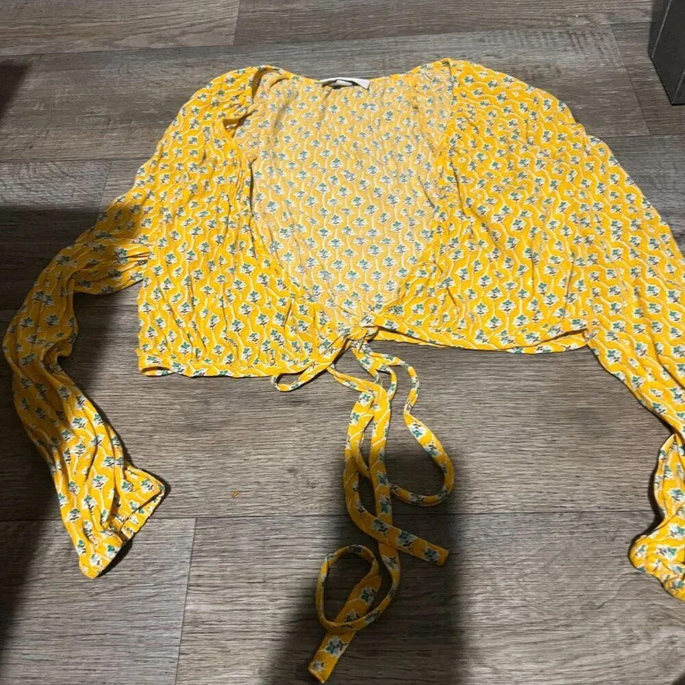 Rhode X Target Dainty Lotus Floral Print Wrap Tie Front Vneck Top Size M Yellow Size M - Image 9