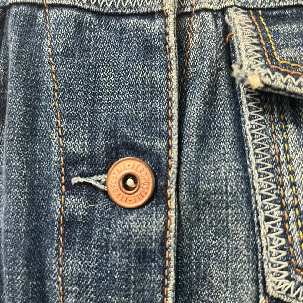 Aeropostale Distressed Medium Wash Denim Jean Jacket Pockets Exposed Stitching S - Image 7