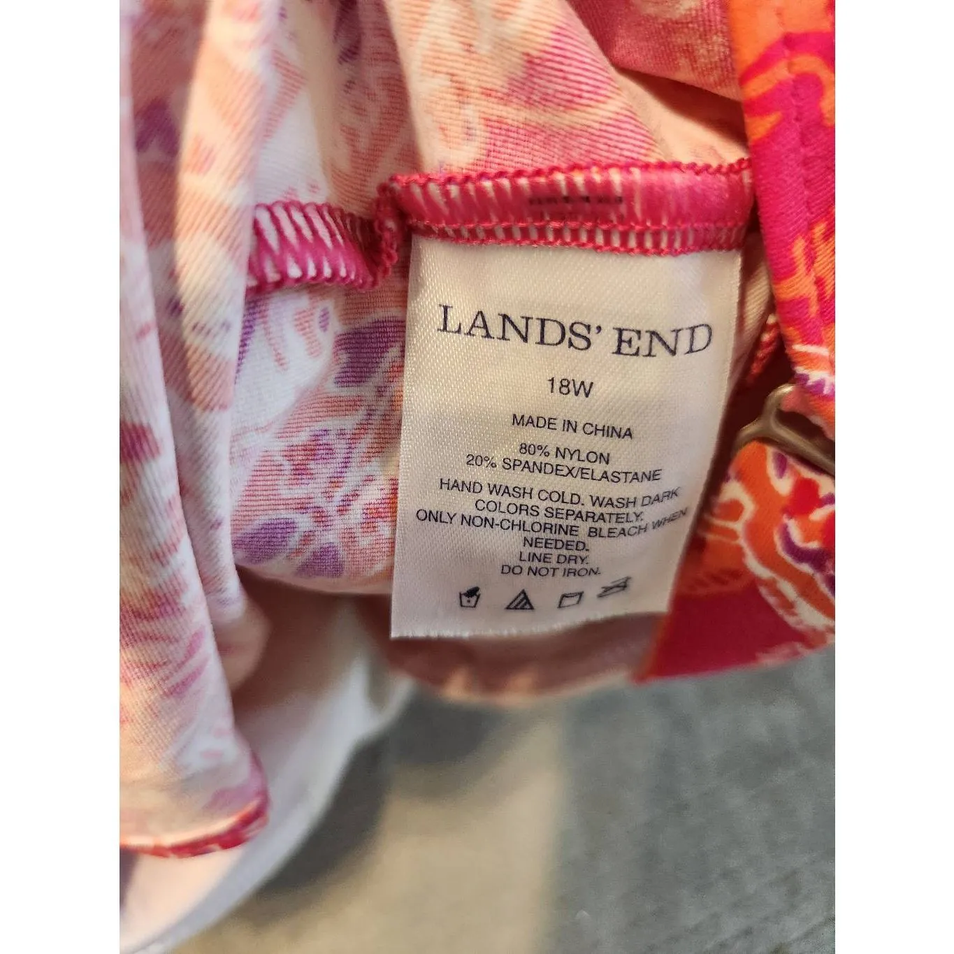 Lands End Size 18W Women's Tankini Top Pink Paisley Floral - Image 3