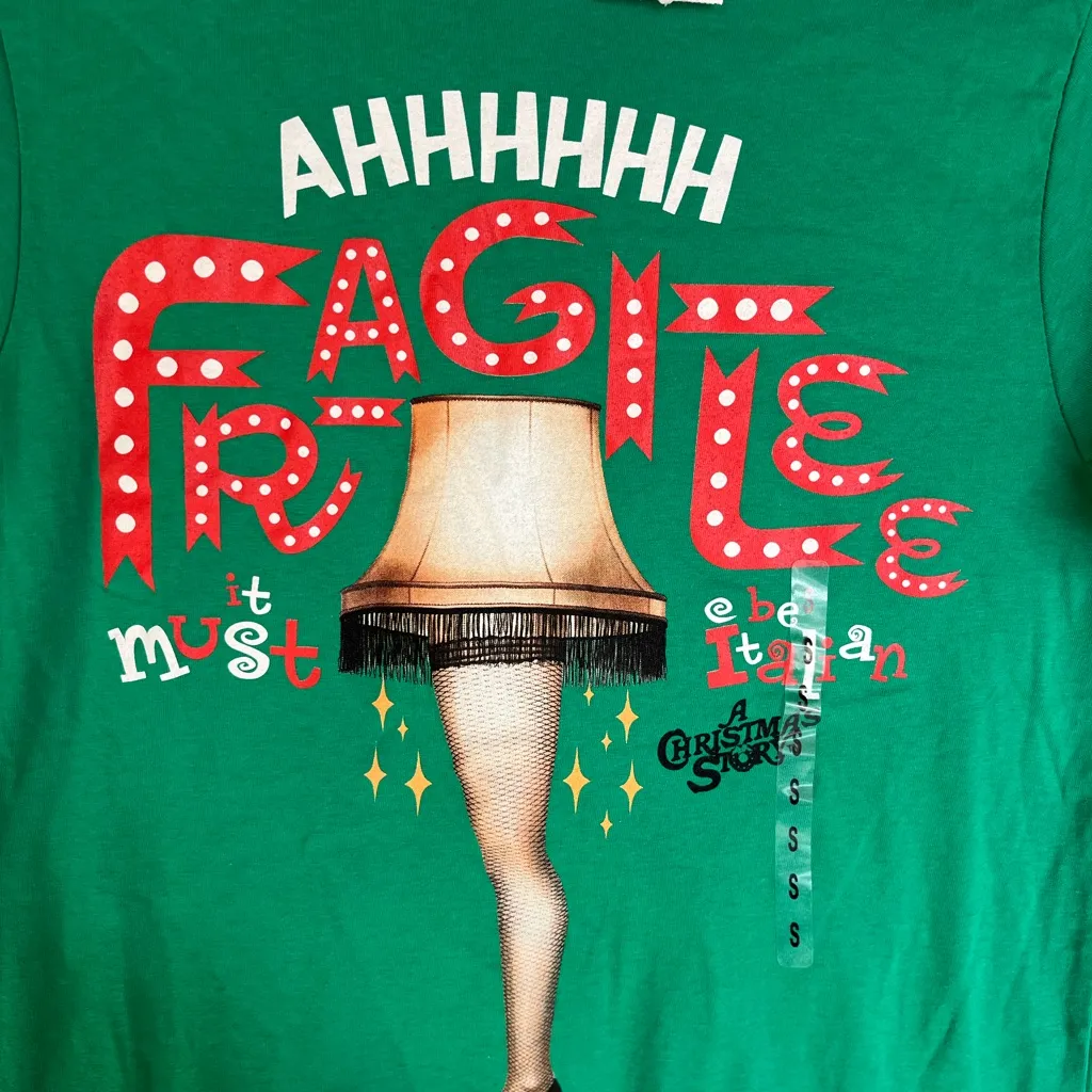 THE CHRISTMAS STORY (S) GREEN SHORT SLEEVE TEE WITH THE FAMOUS LEG LAMP‎ - Image 3