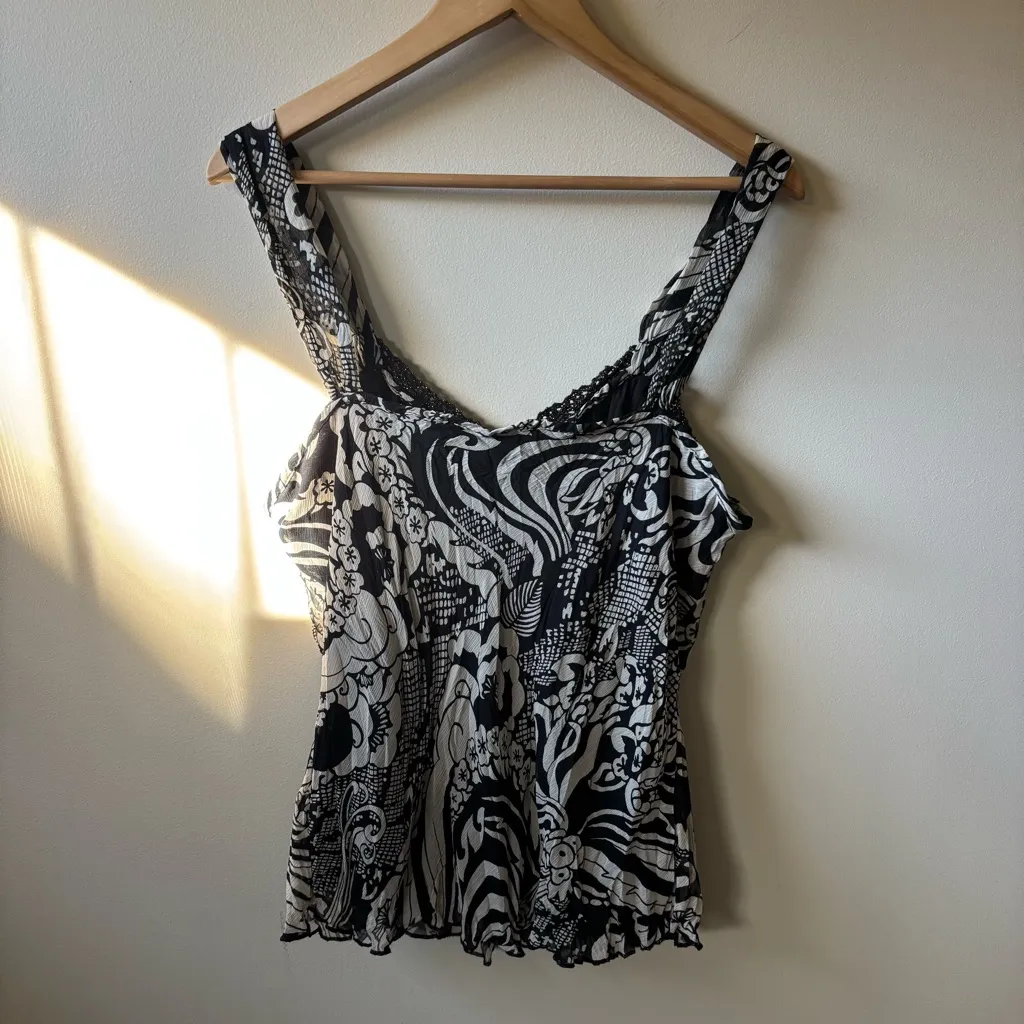 Apt. 9 Black and White Flowy Tank Top - Image 5