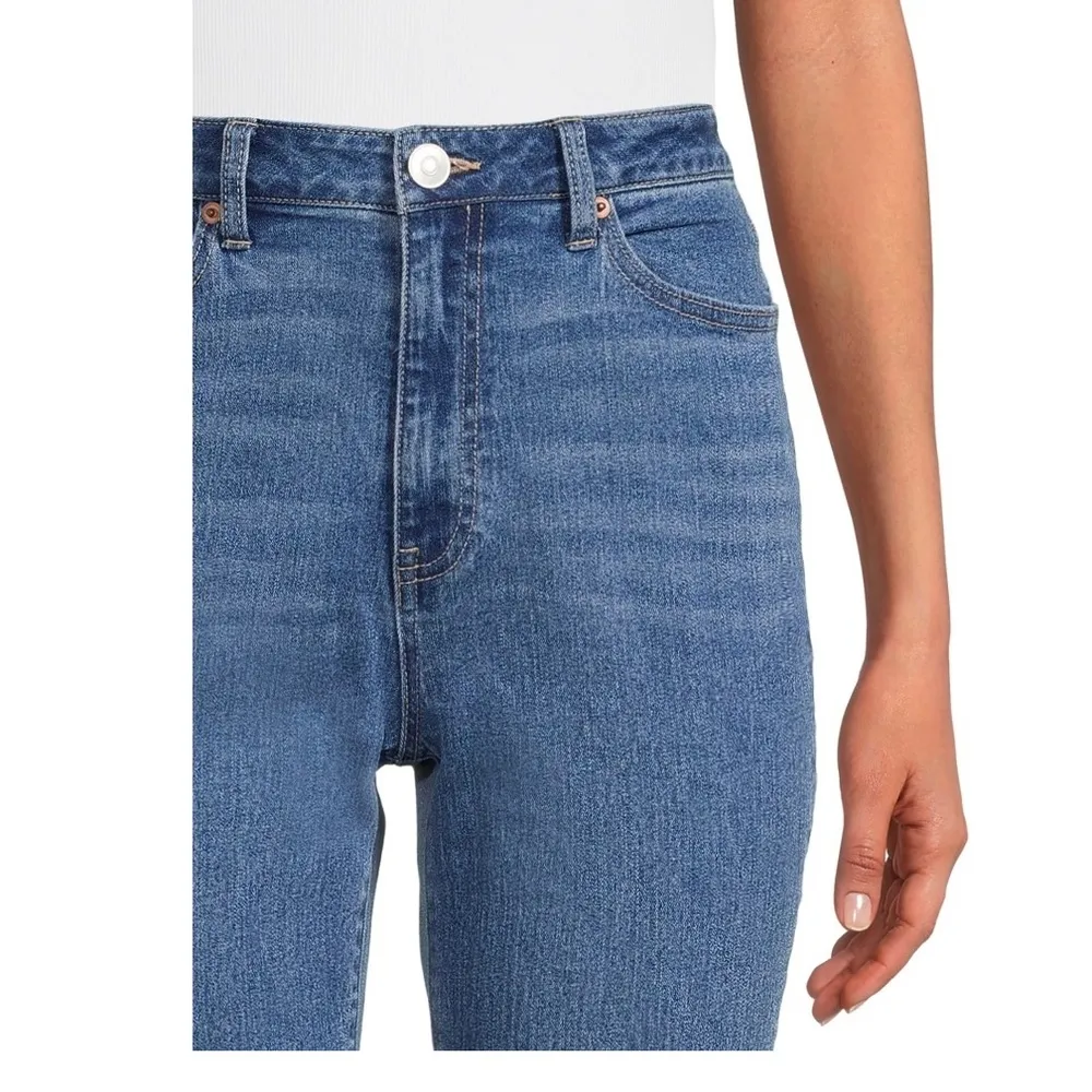 NO BOUNDARIES Womens High Rise Mom Jeans Size 9 Juniors Short Style Med Wash New - Image 4