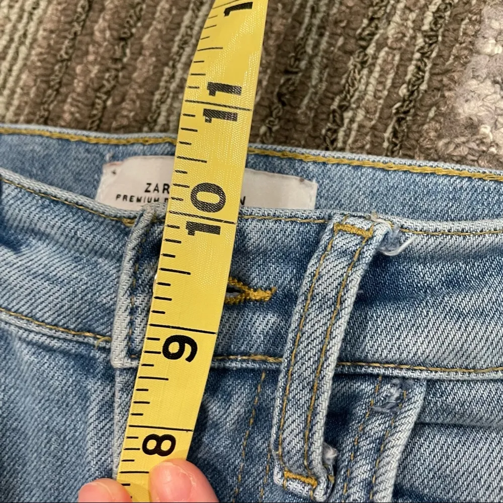 Zara Woman Distressed Mom Jean Boyfriend Light Wash Jeans Sz 2 - Image 12