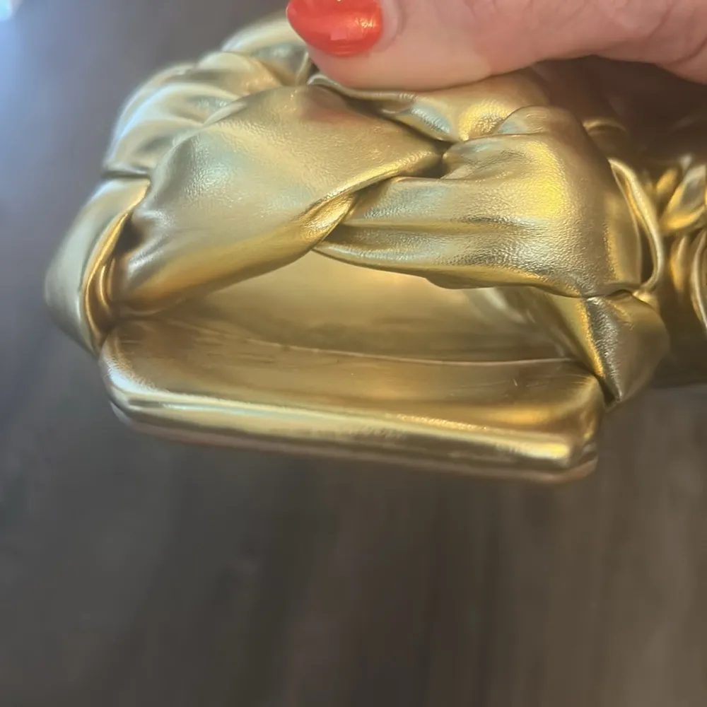 EUC Nine West Gold Square Toe Puffer Braid Heel Sandals 8 - Image 2