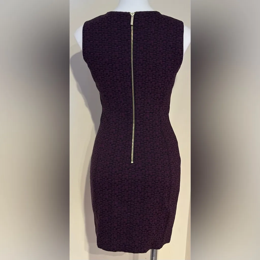 CALVIN KLIEN Black & Dark Purple Geometric Sleeveless Midi  Dress Sz 2. - Image 3