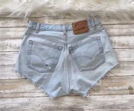 Vintage 501 Cut Off Distressed High Rise Waisted Denim Shorts - Image 4