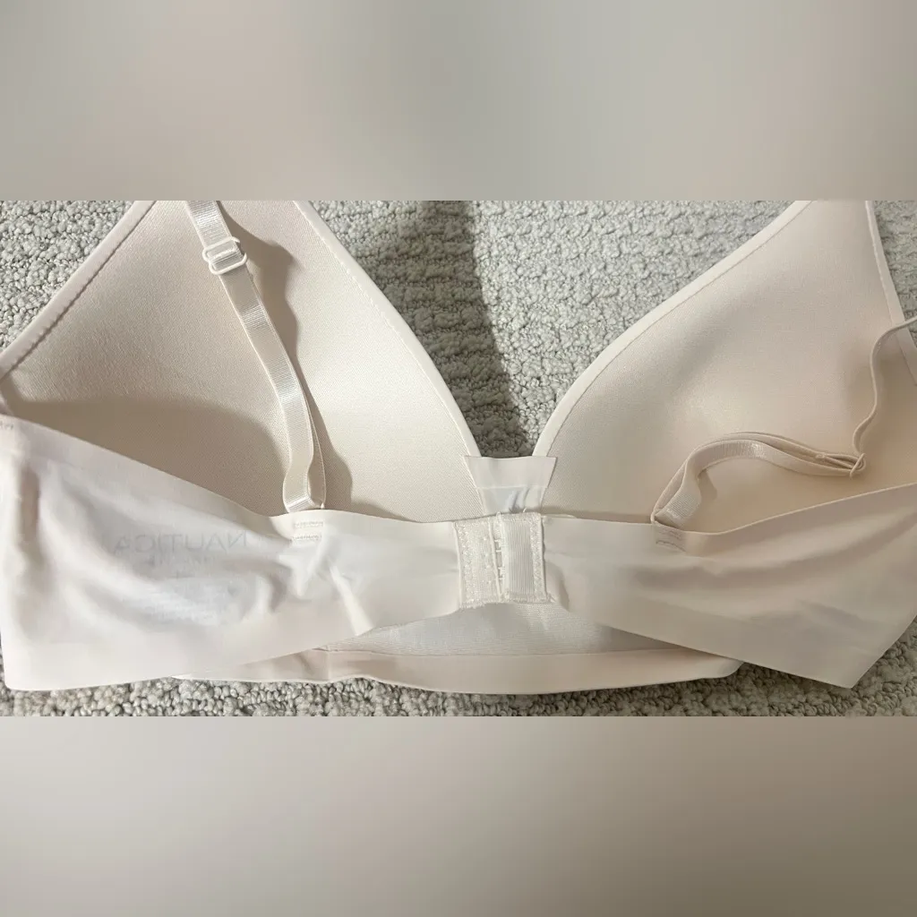 Nautica  NWOT Women's Blue and Cream Bra bundle - Image 6