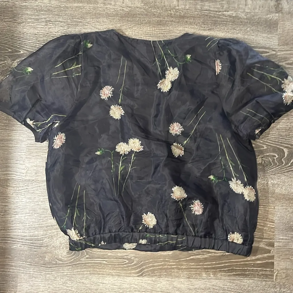 Madewell Silk Organza Puff-Sleeve Wrap Top in Aster Portrait‎ Black Size M - Image 5