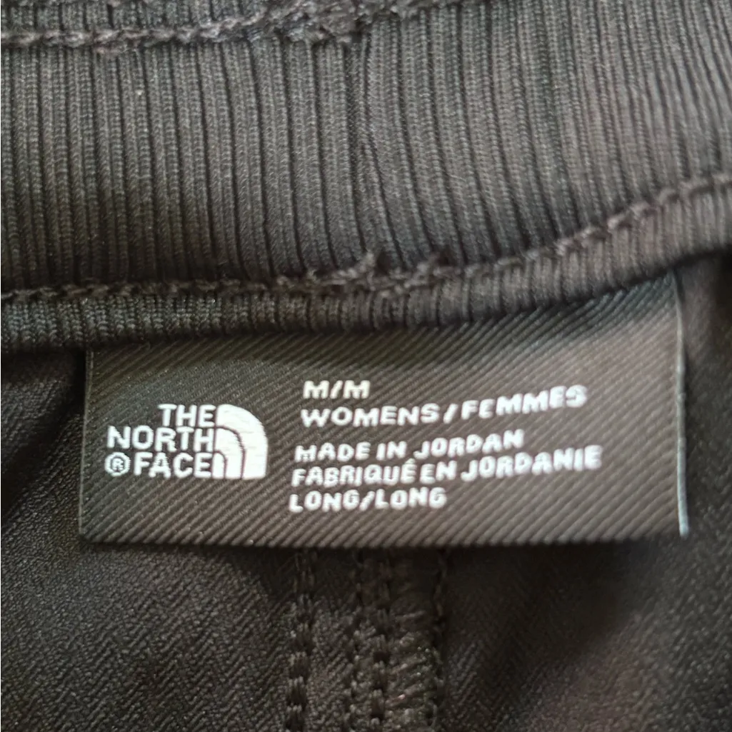The North Face  Women's Black Athletic Shorts - Image 2