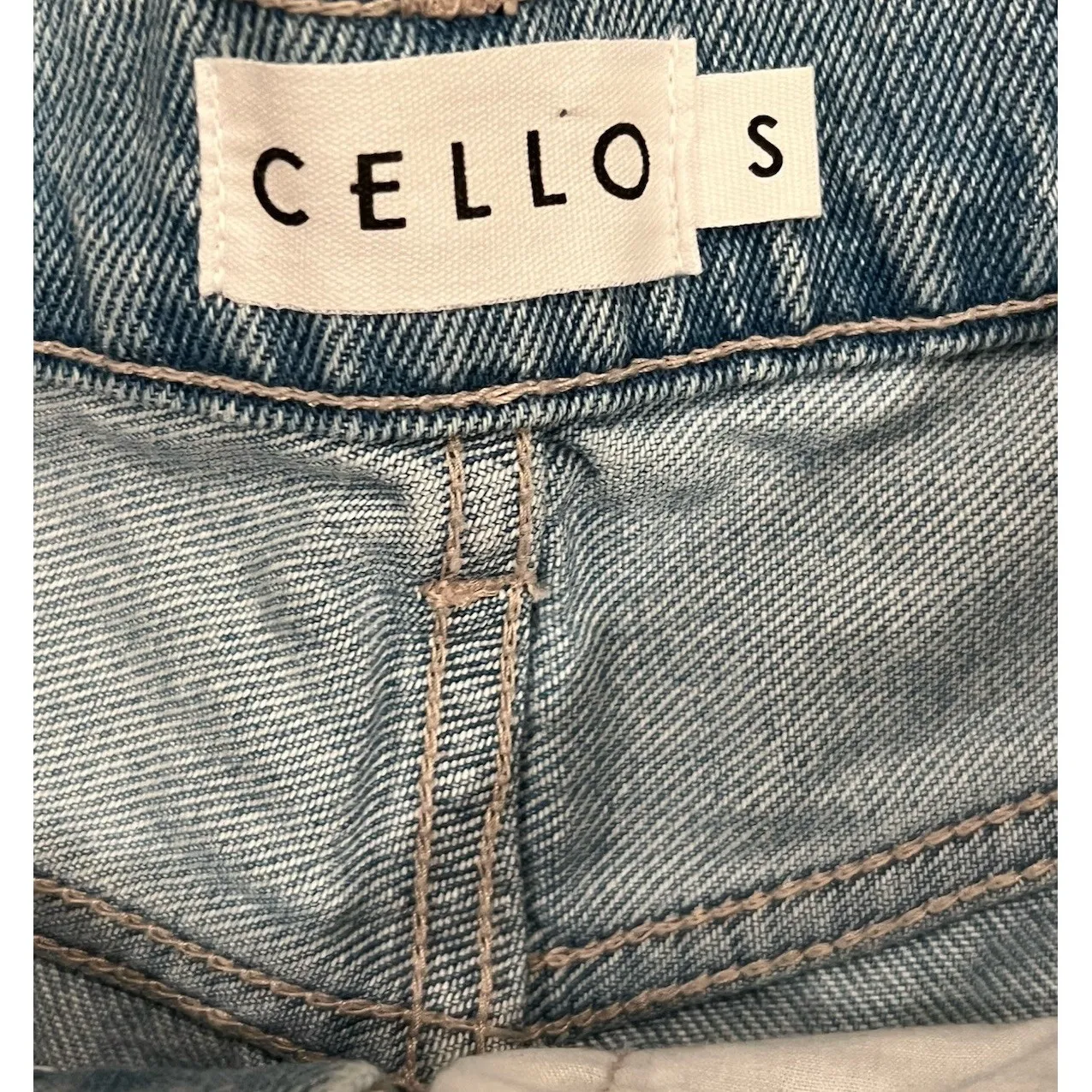 Cello Women Small Denim Shorts Blue Cut Off Frayed High Rise Frayed NWT - Image 3