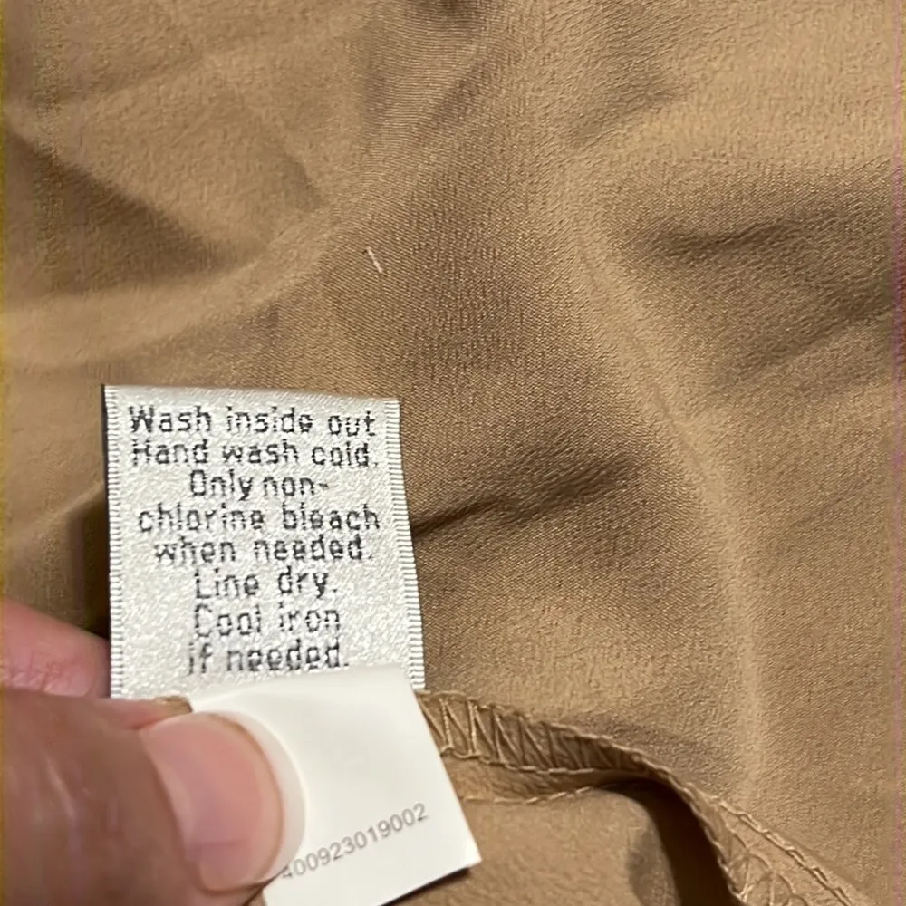 Lauren Conrad sz 12 v-neck midi dress tan black lace handkerchief hem night out - Image 9