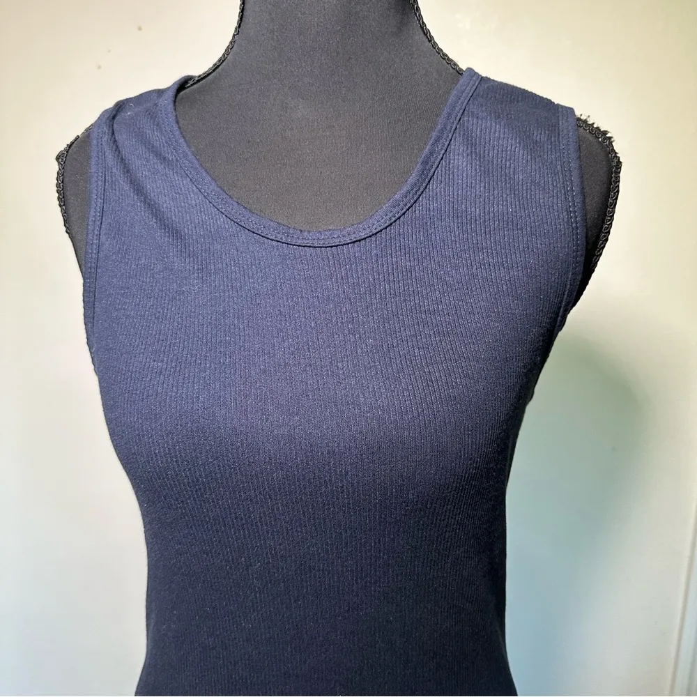 True Religion Fitted Navy Sleeveless Tank Top M - Image 4