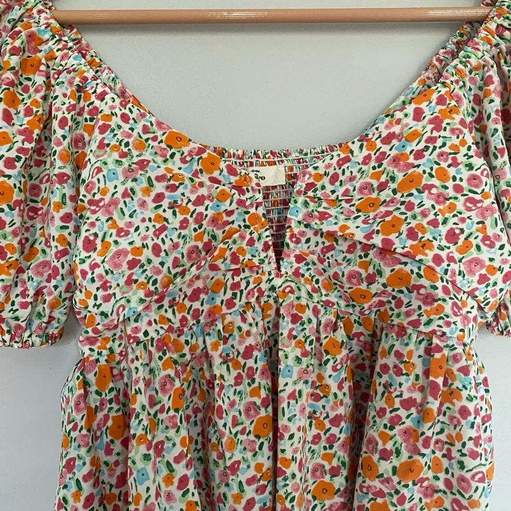 Entro Multicolor Floral Short Sleeve Blouse Size Small - Image 3