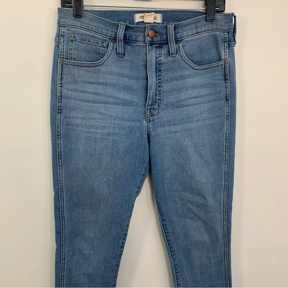 EUC  10” Roadtripper High Rise Skinny Slit Hem Jeans Size 27 - Image 5